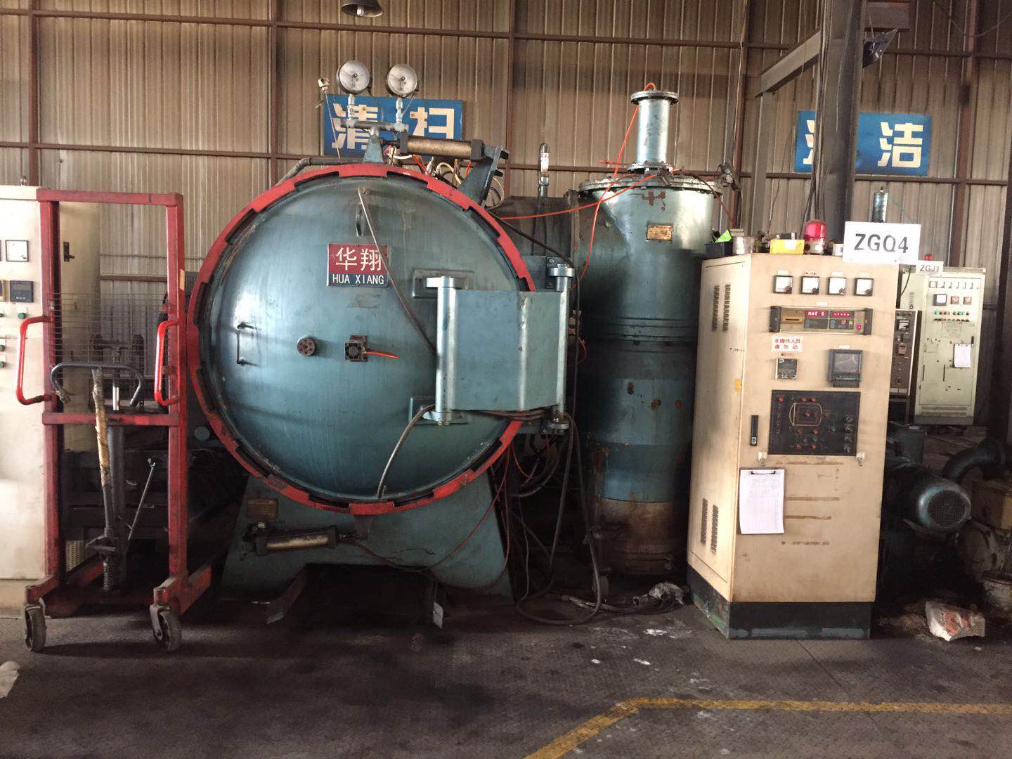 二手华翔高669真空回火炉出售